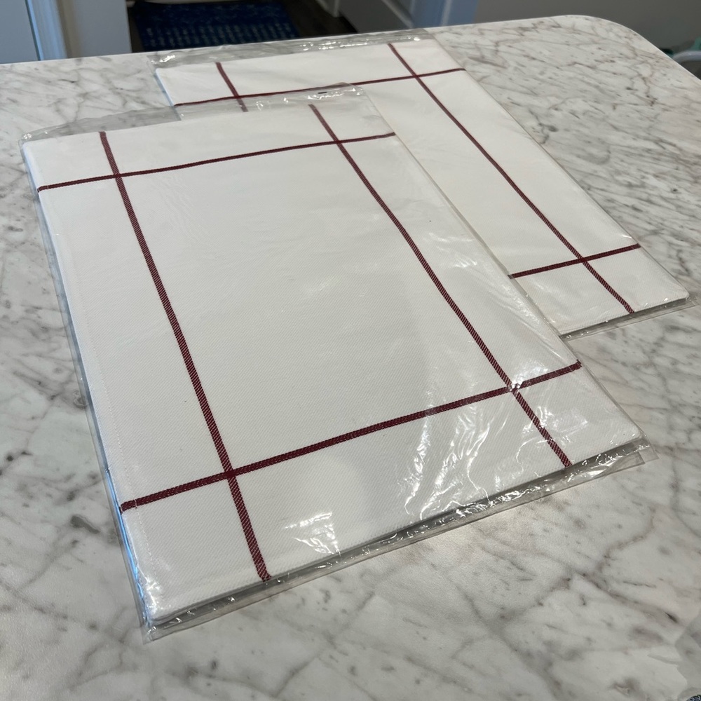 Pampered Chef New Windowpane Placemats- Set of 4